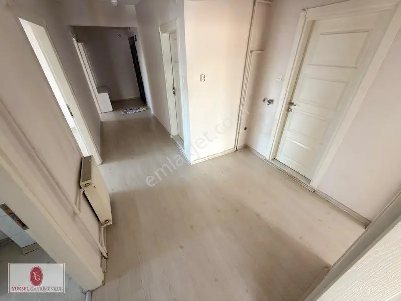 Yüksel'den Edremit Merkezde Ana Yola Cephe Full Yapılı 3+1 Daire — fotoğraf 16