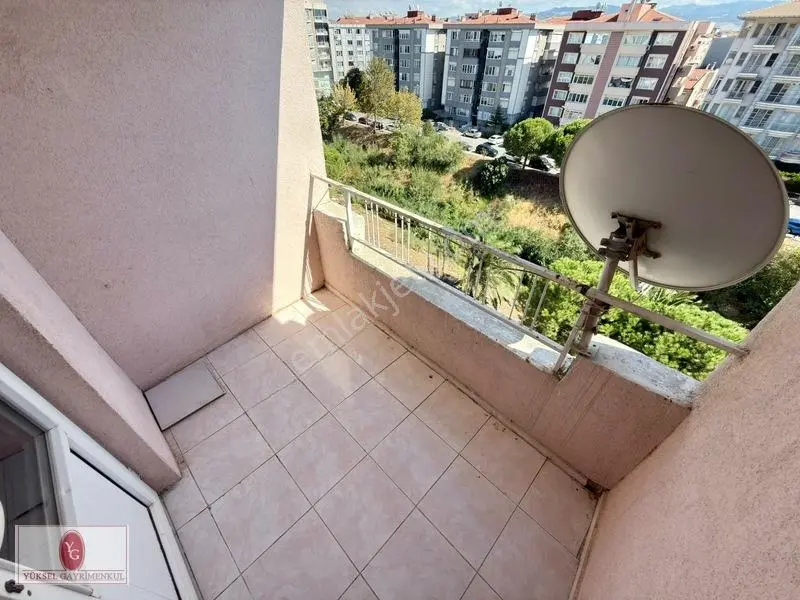 Yüksel'den Edremit Merkezde Ana Yola Cephe Full Yapılı 3+1 Daire — fotoğraf 27
