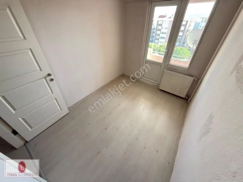 Yüksel'den Edremit Merkezde Ana Yola Cephe Full Yapılı 3+1 Daire — fotoğraf 29
