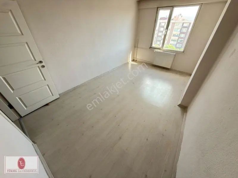 Yüksel'den Edremit Merkezde Ana Yola Cephe Full Yapılı 3+1 Daire — fotoğraf 34