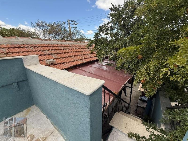 Şehir Merkezinde Masrafsız Bahçeli Teraslı Müstakil Ev — fotoğraf 5