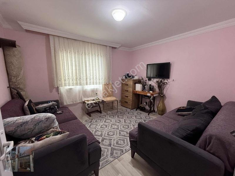 Şehir Merkezinde Masrafsız Bahçeli Teraslı Müstakil Ev — fotoğraf 14