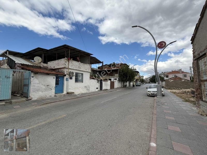 Şehir Merkezinde Masrafsız Bahçeli Teraslı Müstakil Ev — fotoğraf 30