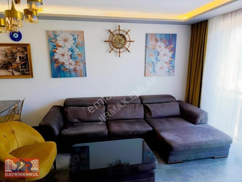 Maltepe,esenkentte,full Eşyalı,satılık,havuzlu,daire,rezidans — fotoğraf 5