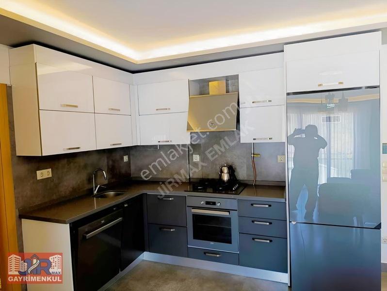 Maltepe,esenkentte,full Eşyalı,satılık,havuzlu,daire,rezidans — fotoğraf 8