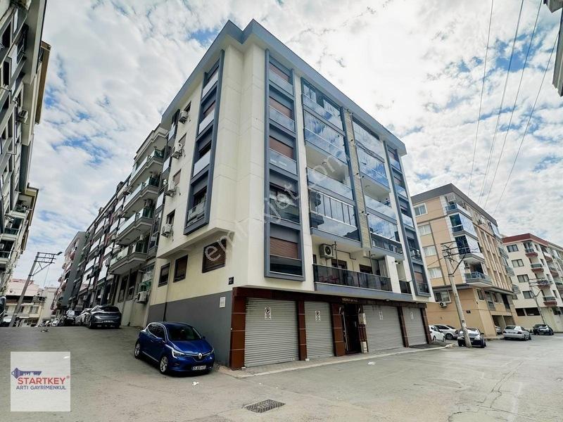 Karşıyaka Örnekköy De Çift Cepheli Geniş 3+1 Satılık Daire — fotoğraf 2
