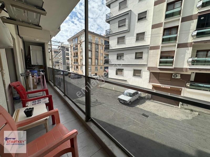 Karşıyaka Örnekköy De Çift Cepheli Geniş 3+1 Satılık Daire — fotoğraf 24