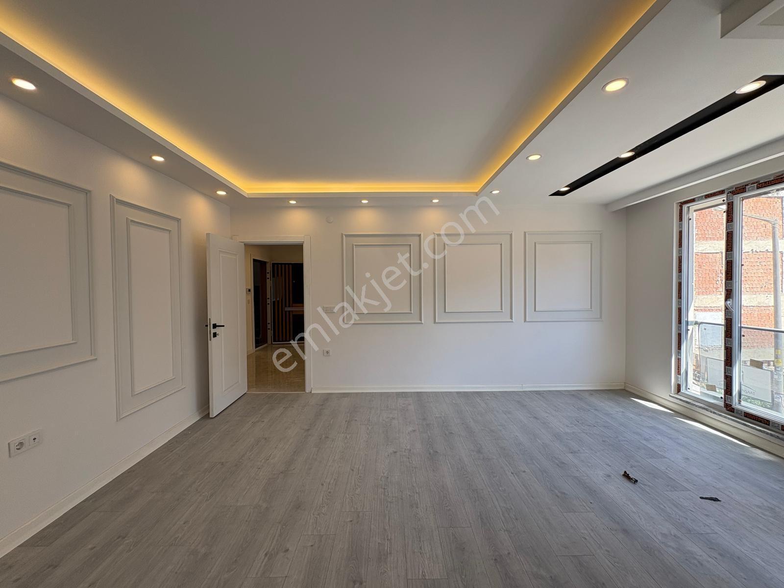 Merkez Gayrimenkul'den Denizköşklerde 2+1 Sıfır Ön Cephe — fotoğraf 3