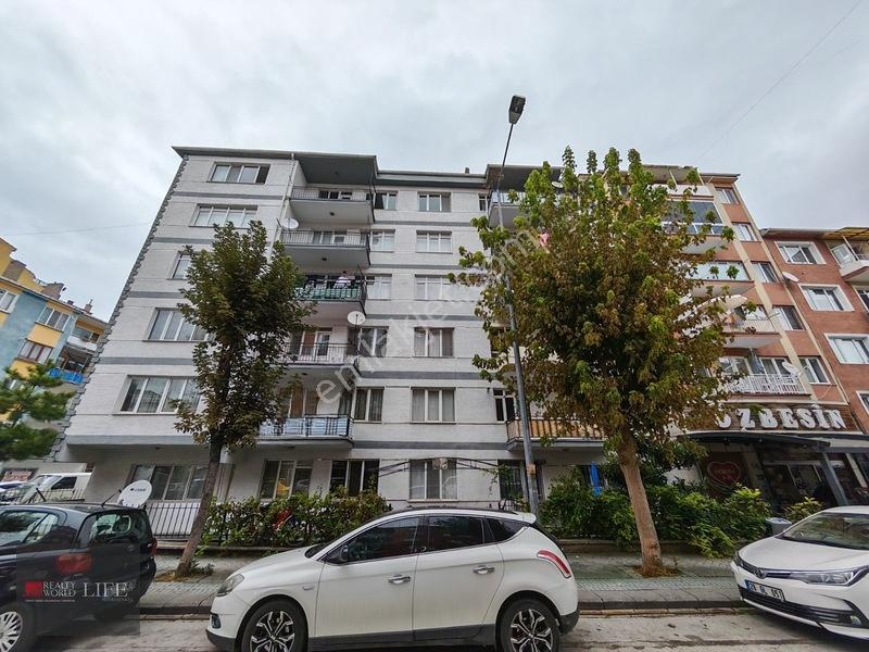 Rw Lıfe// Kırmızıtoprak Mah. Cadde Üzerinde 3+1 Satılık Daire — fotoğraf 2