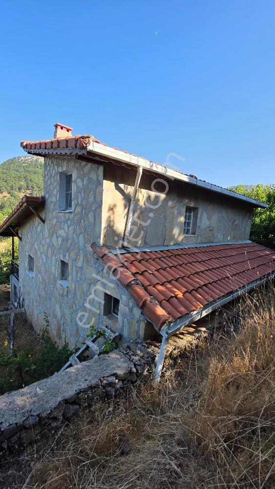 Manisa / Şehzadeler / Ayvacık Köyünde Doğayla İç İçe Villa — fotoğraf 10