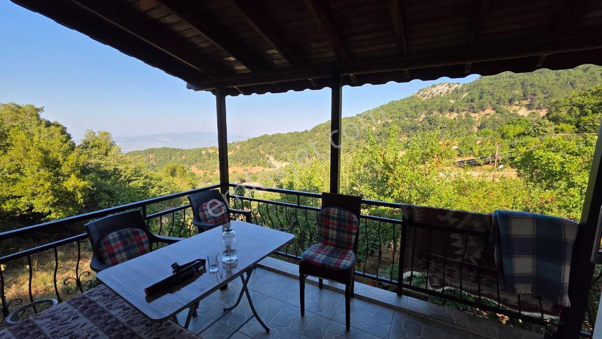 Manisa / Şehzadeler / Ayvacık Köyünde Doğayla İç İçe Villa — fotoğraf 15