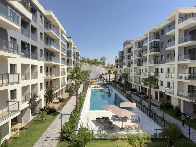 Çiğli Park Yaşam Atlantis Havuz Cephe Satılık 1+1 Daire