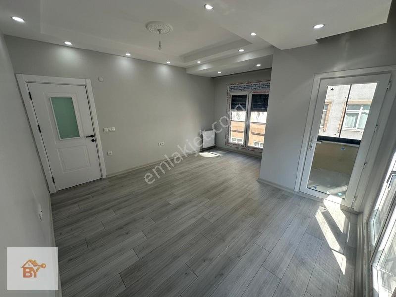 Yeşilova Mahallesinde 4+2 Köşe Başı Dubleks Daire — fotoğraf 3