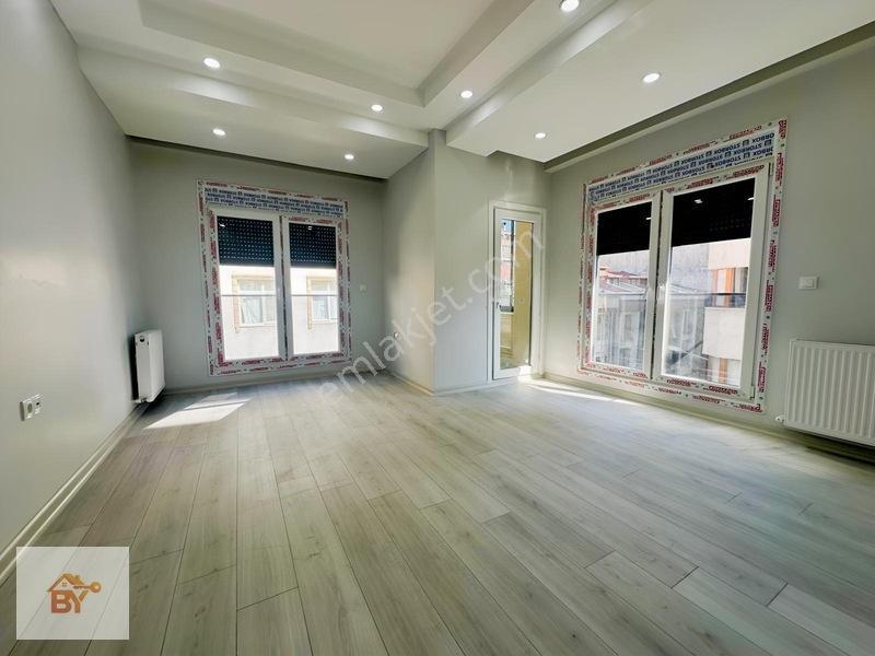 Yeşilova Mahallesinde 4+2 Köşe Başı Dubleks Daire — fotoğraf 4