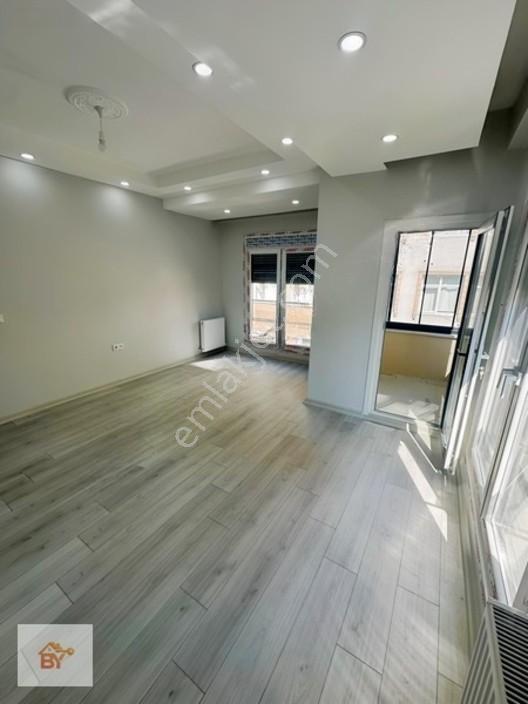 Yeşilova Mahallesinde 4+2 Köşe Başı Dubleks Daire — fotoğraf 6