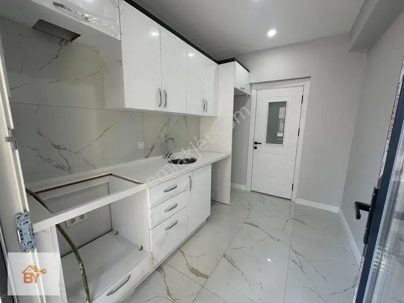 Yeşilova Mahallesinde 4+2 Köşe Başı Dubleks Daire — fotoğraf 11