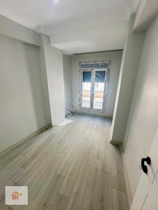 Yeşilova Mahallesinde 4+2 Köşe Başı Dubleks Daire — fotoğraf 17