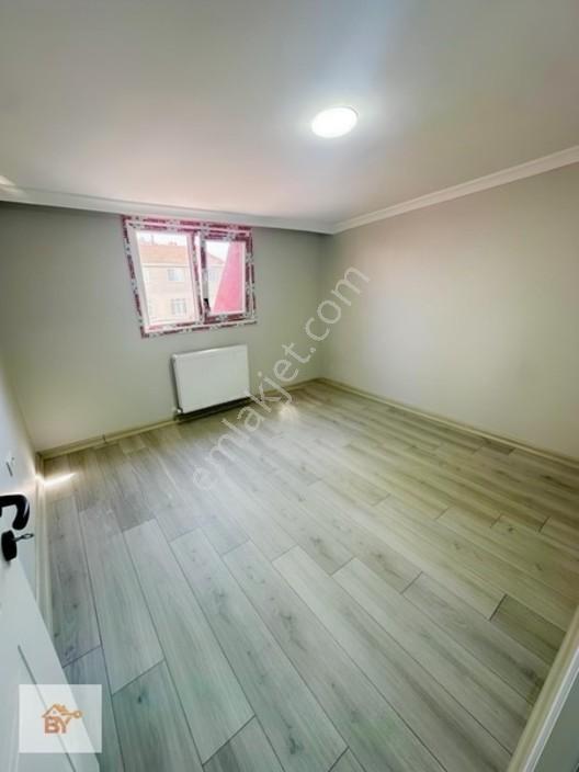 Yeşilova Mahallesinde 4+2 Köşe Başı Dubleks Daire — fotoğraf 25