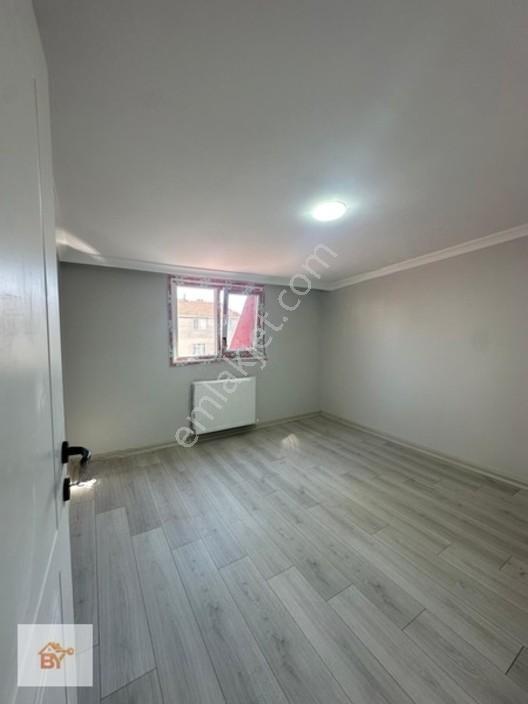 Yeşilova Mahallesinde 4+2 Köşe Başı Dubleks Daire — fotoğraf 32