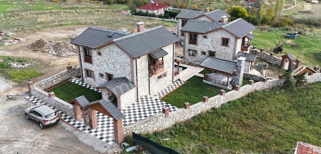 ⚜️kırklareli Merkez'e Yakın Satılık Taş Ev Havuzlu Bahçeli Garajlı Doğa İle İç İçe ⚜️ — fotoğraf 20