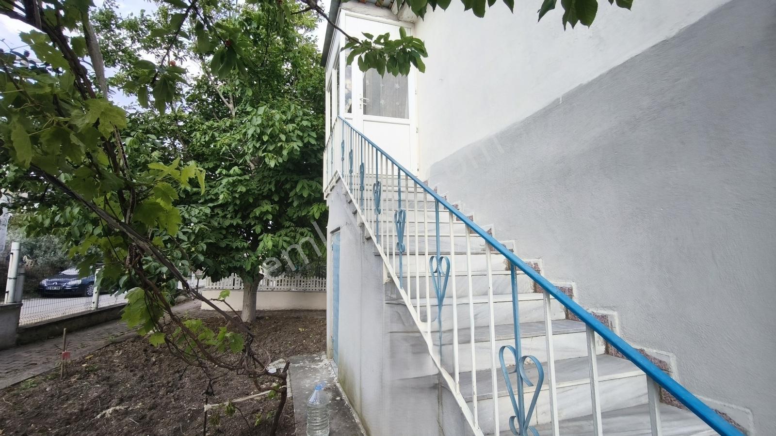Kaya Emlak-k.terzi/feneryalı-2 Sitesi Üst Kat 2+1 Satılık Yazlık — fotoğraf 3