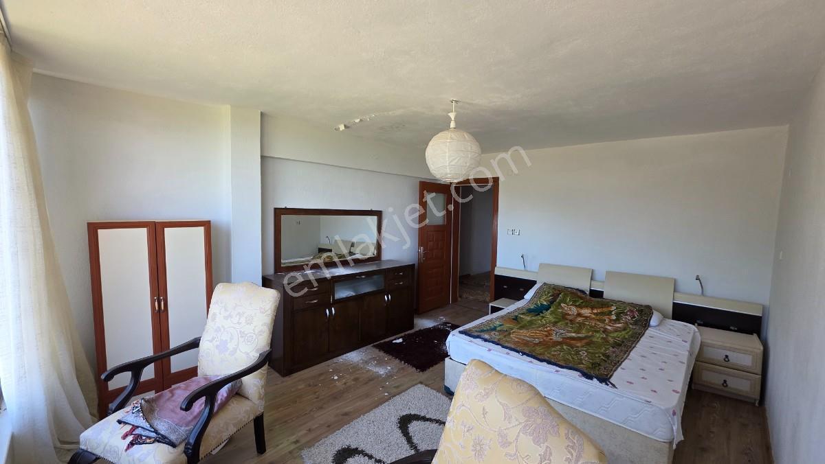 Manisa Şehzadeler Ayvacık Köyünde 299 M² Arsa İçinde Villa — fotoğraf 5
