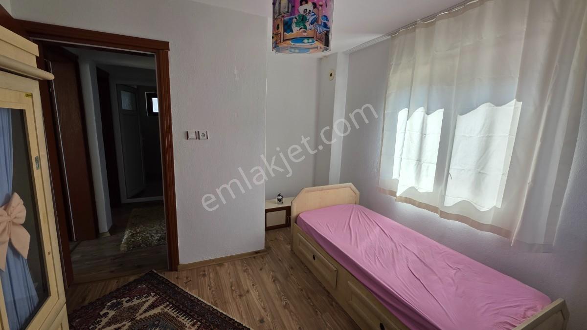 Manisa Şehzadeler Ayvacık Köyünde 299 M² Arsa İçinde Villa — fotoğraf 9