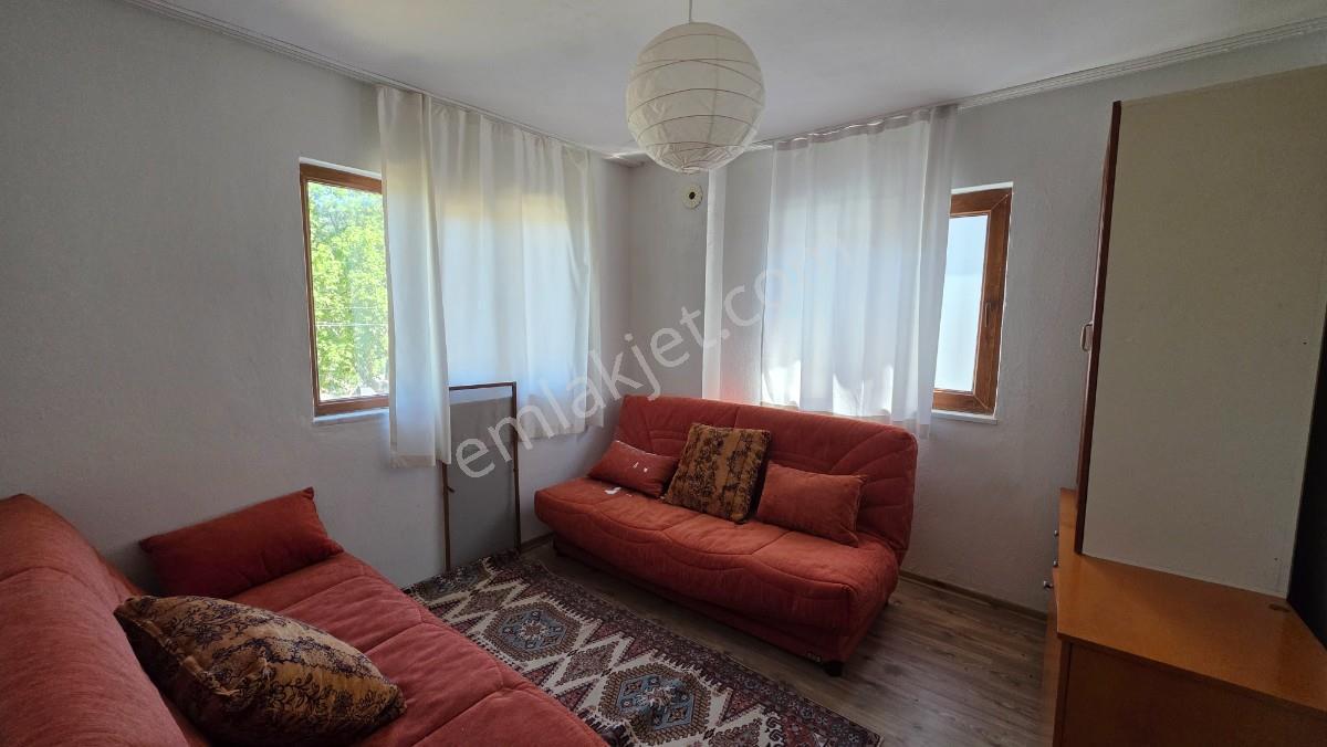 Manisa Şehzadeler Ayvacık Köyünde 299 M² Arsa İçinde Villa — fotoğraf 15