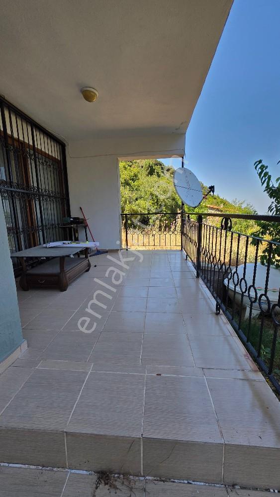 Manisa Şehzadeler Ayvacık Köyünde 299 M² Arsa İçinde Villa — fotoğraf 31