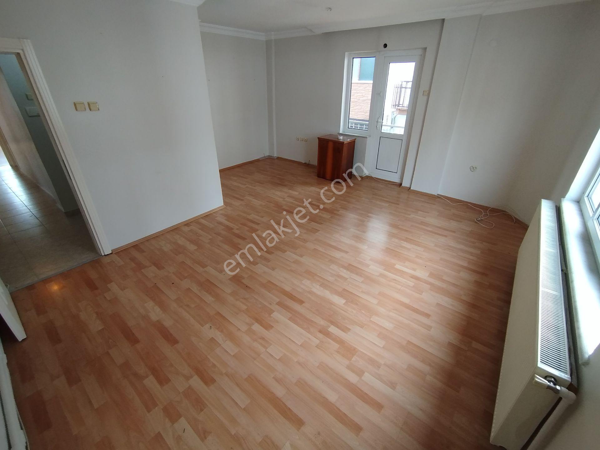 Yeski Emlâk İnşaattan Satılık 3+1 Adalet Mahallesi — fotoğraf 5