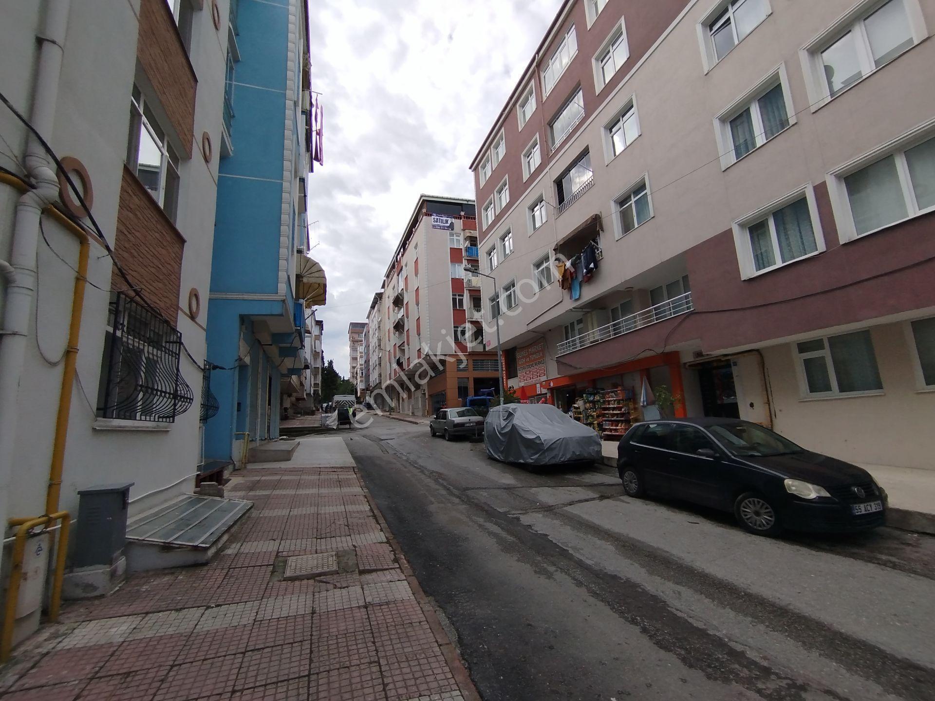Yeski Emlâk İnşaattan Satılık 3+1 Adalet Mahallesi — fotoğraf 30
