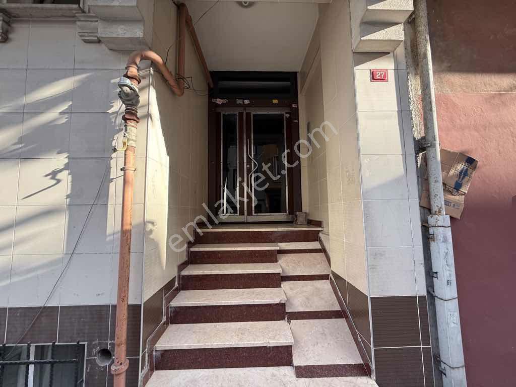 Gaziosmanpaşa Barbaros Hayrettin Paşa Mahallesi’nde Krediye Uygun 2+1 — fotoğraf 12