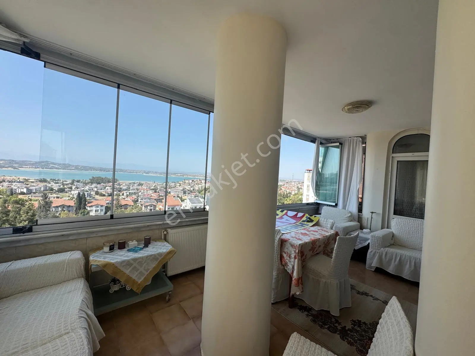 3+1 S.demirel Bulvarı Göl Manzaralı Önü Kapanmaz Dgaz 185m2 Hasarsız 2balkon Oda...