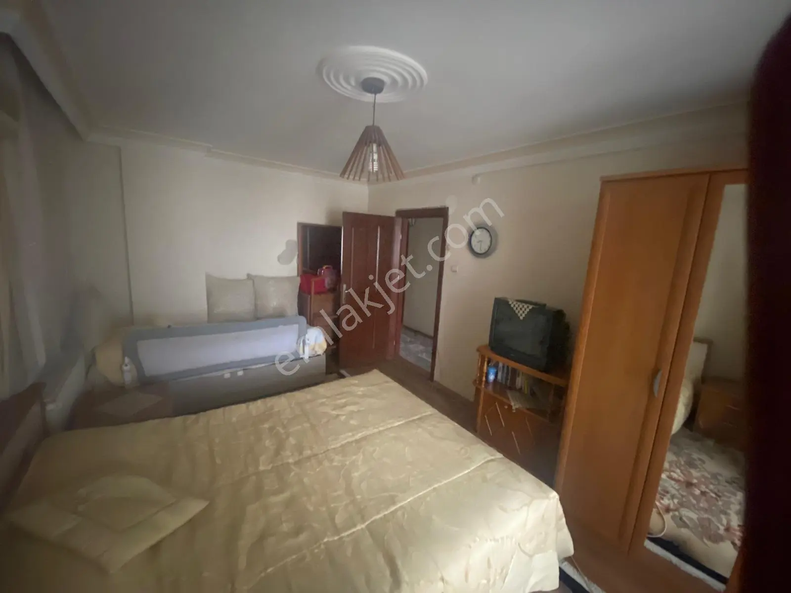 3+1 S.demirel Bulvarı Göl Manzaralı Önü Kapanmaz Dgaz 185m2 Hasarsız 2balkon Oda Büyüklüğü Kiler. — fotoğraf 5