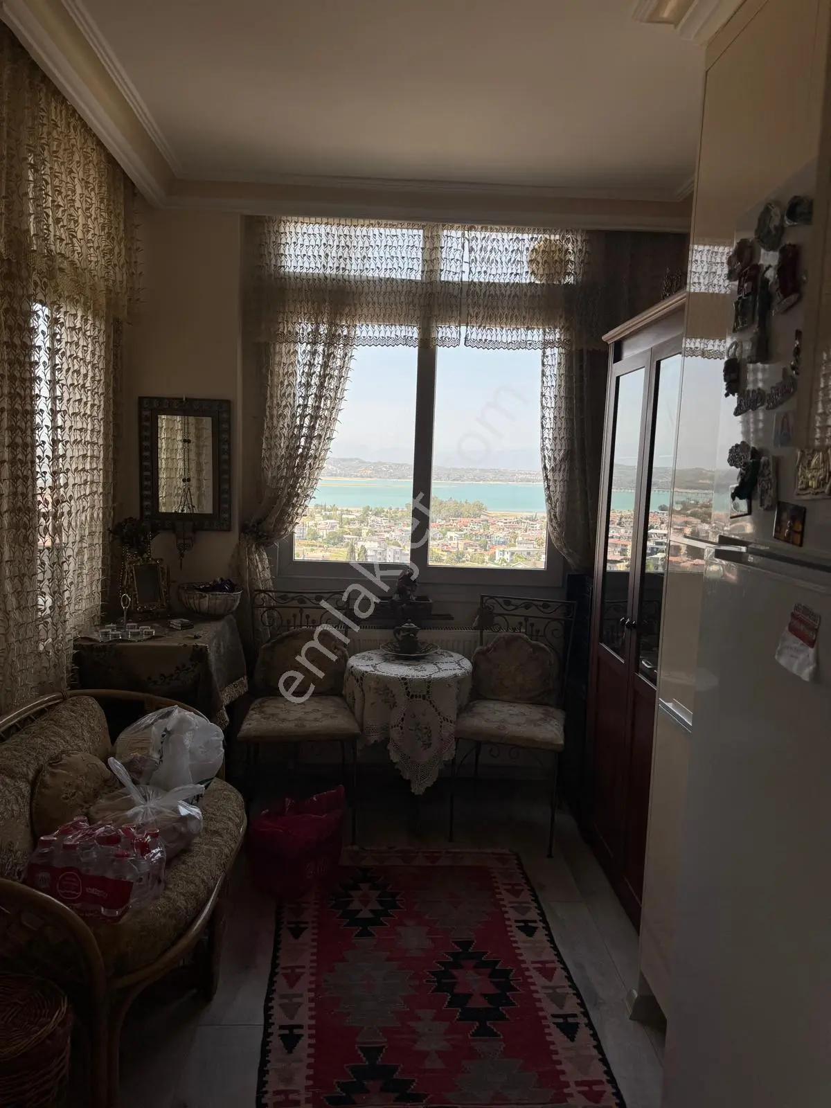 3+1 S.demirel Bulvarı Göl Manzaralı Önü Kapanmaz Dgaz 185m2 Hasarsız 2balkon Oda Büyüklüğü Kiler. — fotoğraf 12