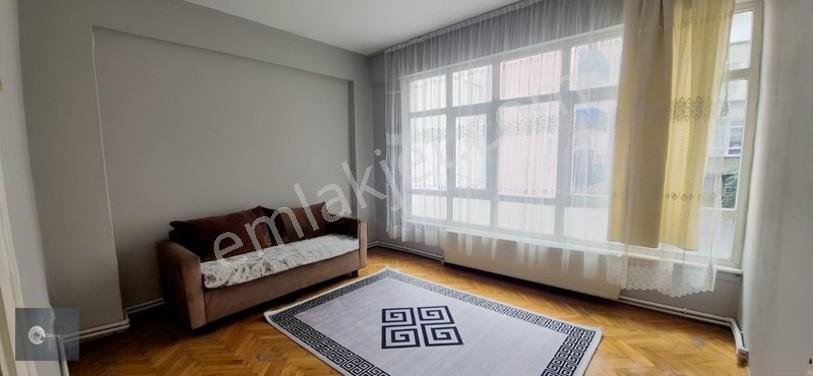 Satılık Merkezi Konumdamutfak Ayrı 2+1 — fotoğraf 7