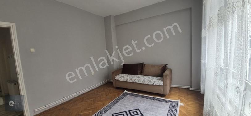 Satılık Merkezi Konumdamutfak Ayrı 2+1 — fotoğraf 8