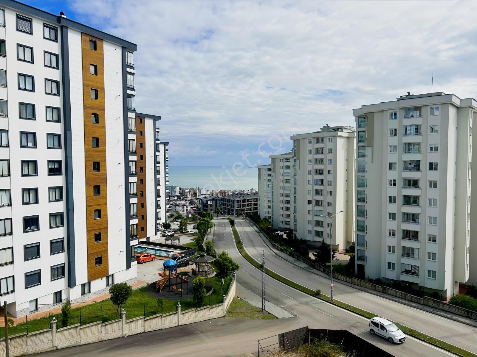 Bulvara Cephe Satılık 1+1 Daireler