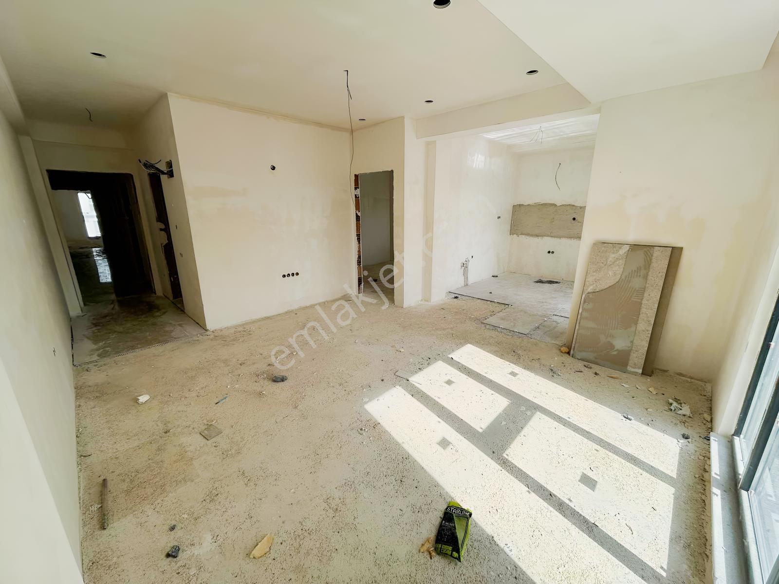 Bulvara Cephe Satılık 1+1 Daireler — fotoğraf 11