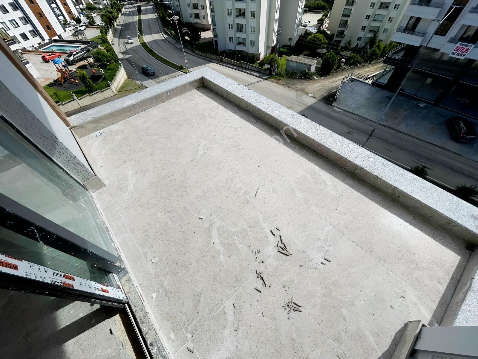 Bulvara Cephe Satılık 1+1 Daireler — fotoğraf 15