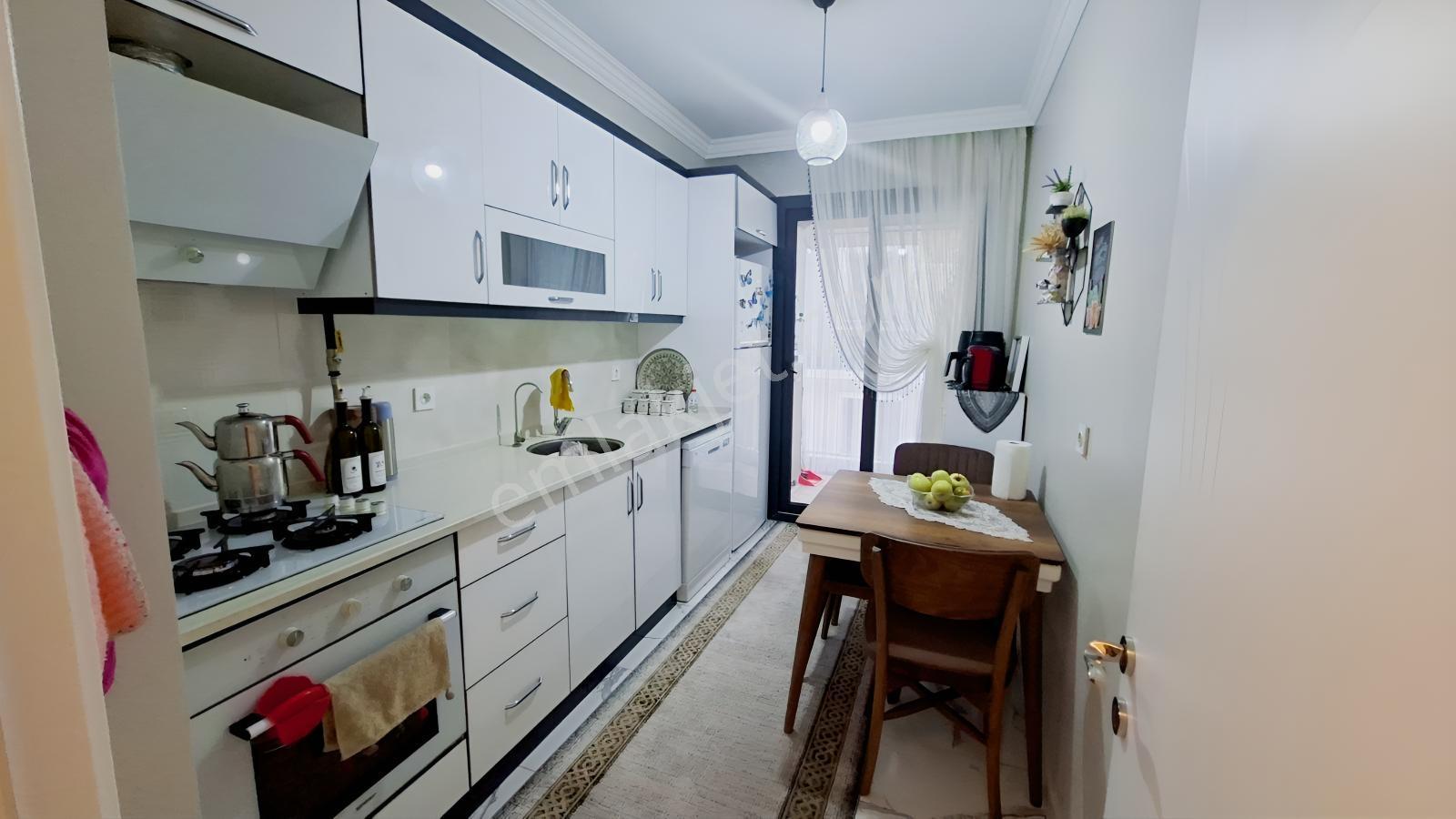 Hürriyet Mah, Kapalı Otoparklı, Kapalı Mutfak(2+1)satılık Daire — fotoğraf 8