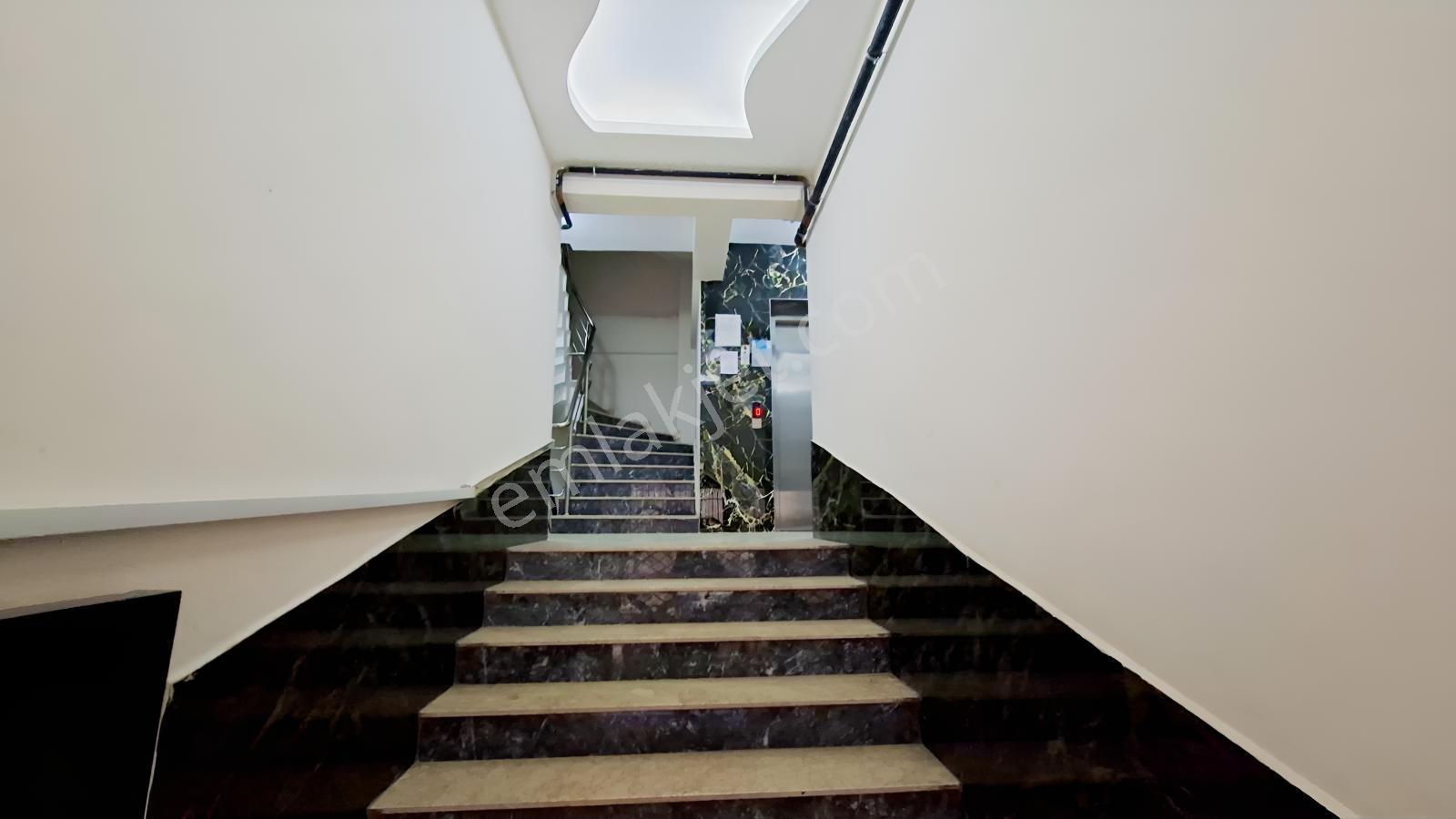 Hürriyet Mah, Kapalı Otoparklı, Kapalı Mutfak(2+1)satılık Daire — fotoğraf 30