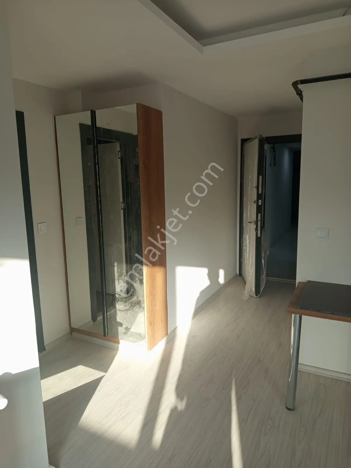 Video Bak 1+1 Barajyolu Yenibaraj Dgaz 0 Daire Kat Seçenekleri Mevcut Aylık 25,000tl Yıllık 250bin — fotoğraf 5