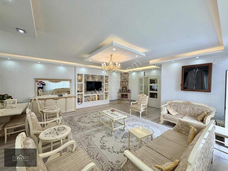 Arevar'dan Batıkent'te Satılık Geniş 4+1 Daire — fotoğraf 4