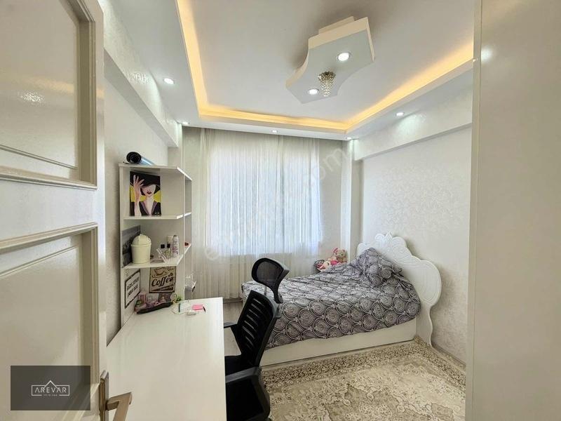 Arevar'dan Batıkent'te Satılık Geniş 4+1 Daire — fotoğraf 10