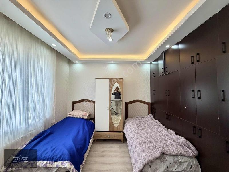 Arevar'dan Batıkent'te Satılık Geniş 4+1 Daire — fotoğraf 14