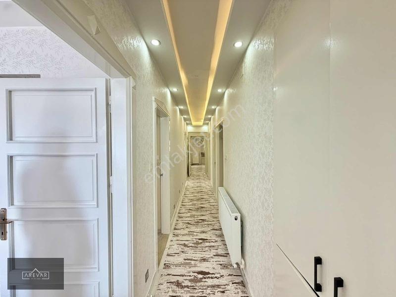 Arevar'dan Batıkent'te Satılık Geniş 4+1 Daire — fotoğraf 22