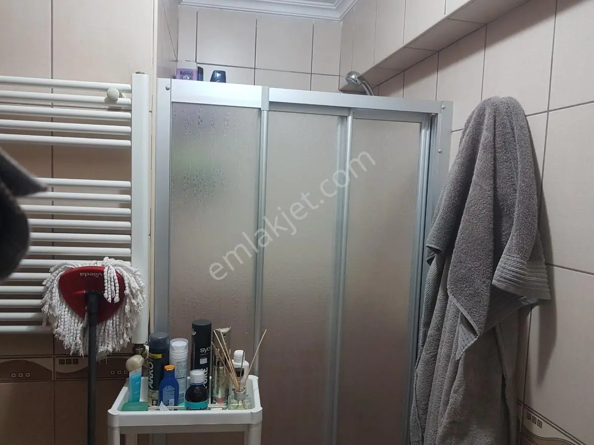 Emlak Elçisinden Maçka Rezidance Arkasındaki Binada Acil Satılık — fotoğraf 9