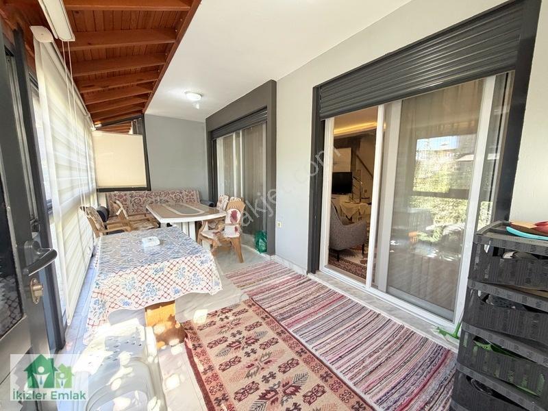 Ürkmez Doğanbey De Lüks Yapılı Geniş Ve Konforlu 3+1 Villa — fotoğraf 13