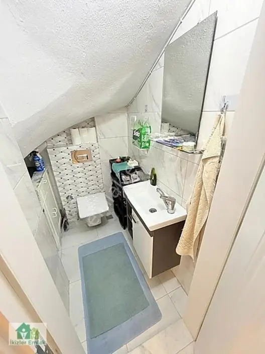Ürkmez Doğanbey De Lüks Yapılı Geniş Ve Konforlu 3+1 Villa — fotoğraf 31